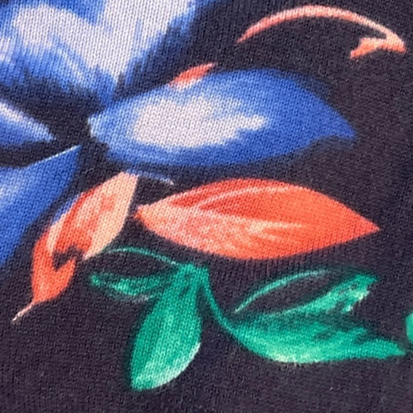 Isaac Mizrahi Button Front Floral Print Bell Sleeve Floral Cardigan Navy 2X - Picture 8 of 11